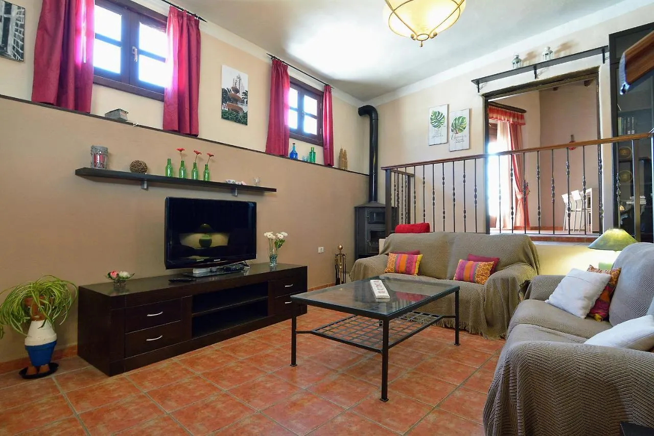 Сasa de vacaciones BAJO EL VOLCÁN Rural Villa Canaria Montana Blanca